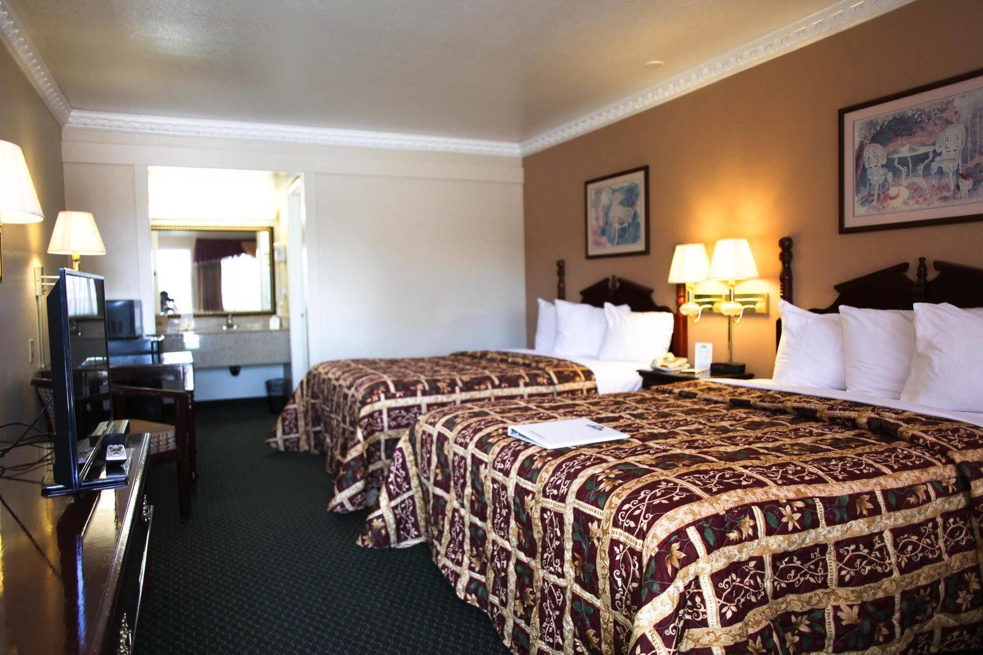 Days Inn By Wyndham Ukiah Extérieur photo