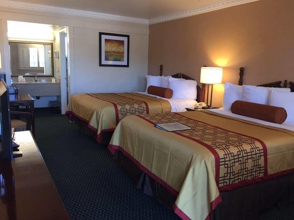 Days Inn By Wyndham Ukiah Extérieur photo