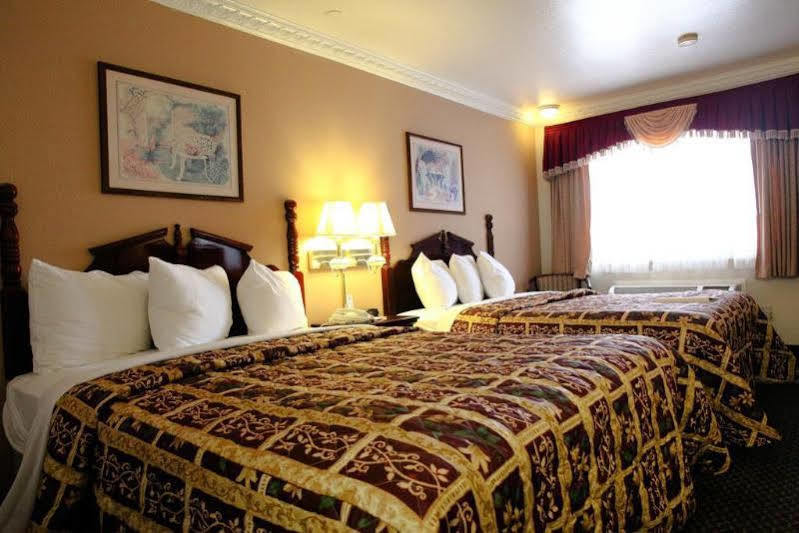 Days Inn By Wyndham Ukiah Extérieur photo