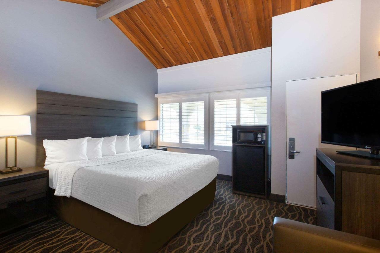 Days Inn By Wyndham Ukiah Extérieur photo